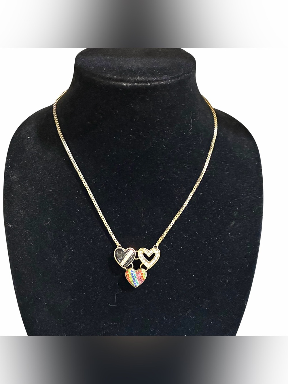 Vtg Betsey Johnson Heart Trio Pendant Necklace with Multicolor Heart Accents